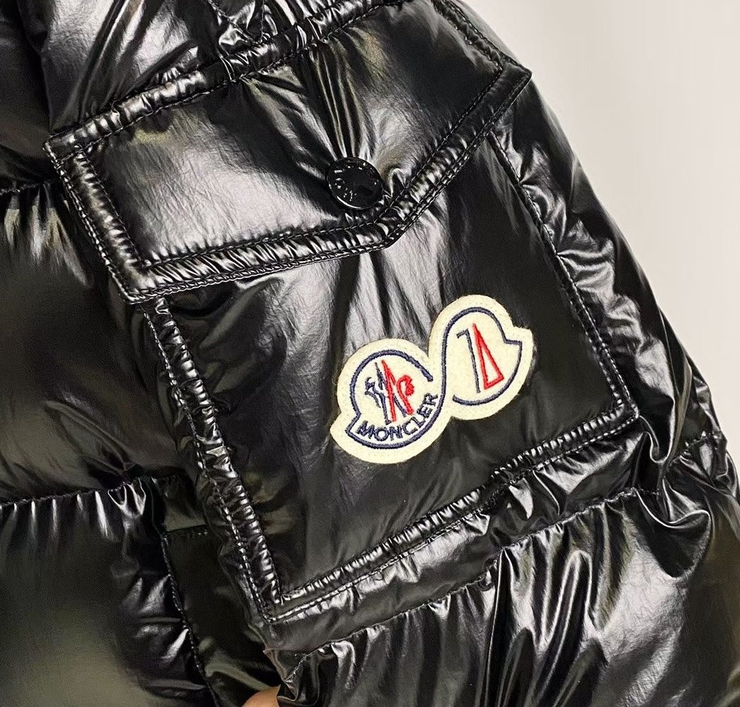 Moncler Maya 70 Short Down Jacket